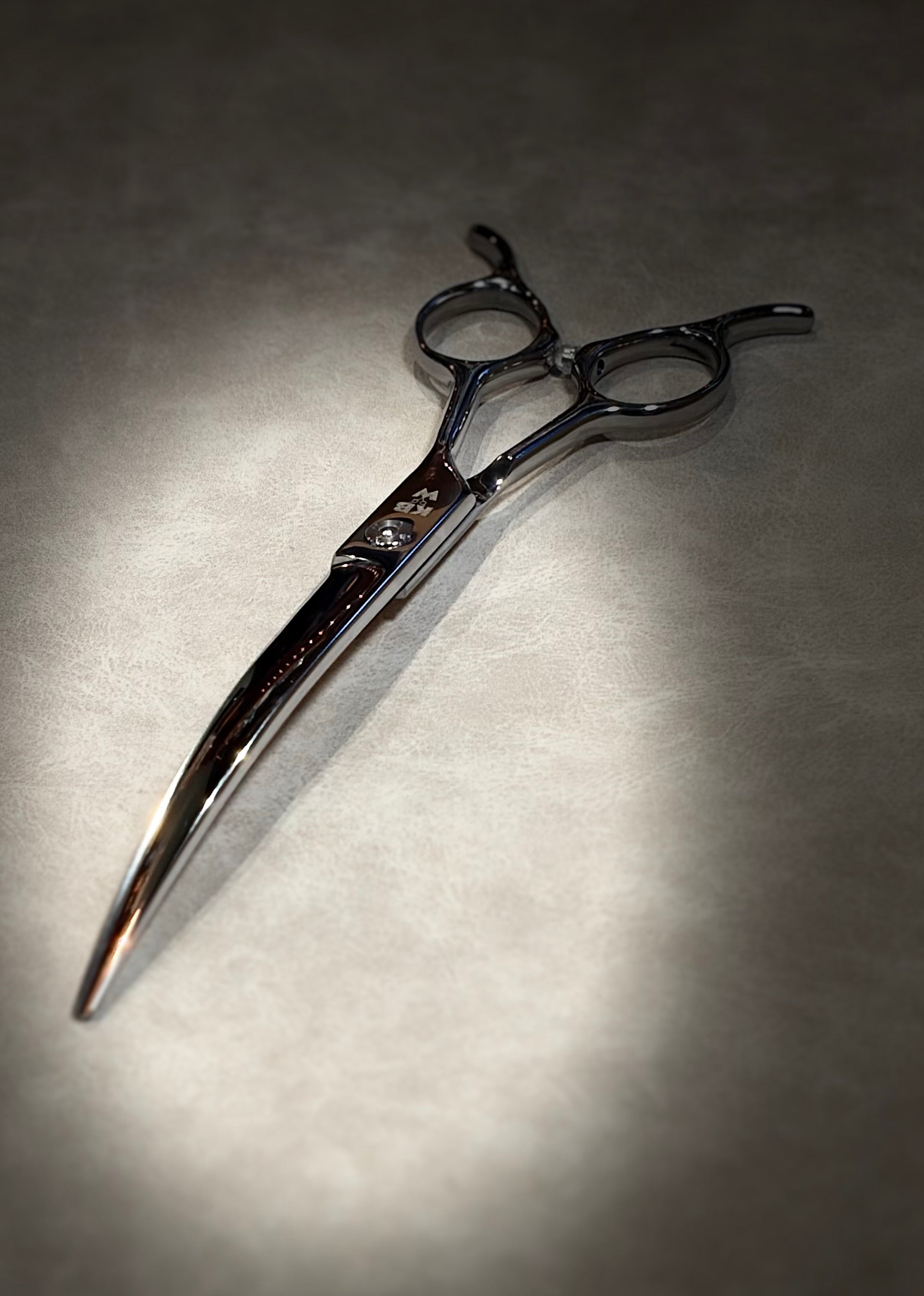 ‘KBW' The Essential™ Curve |7.5"|Nano Serrated (Right Handed)