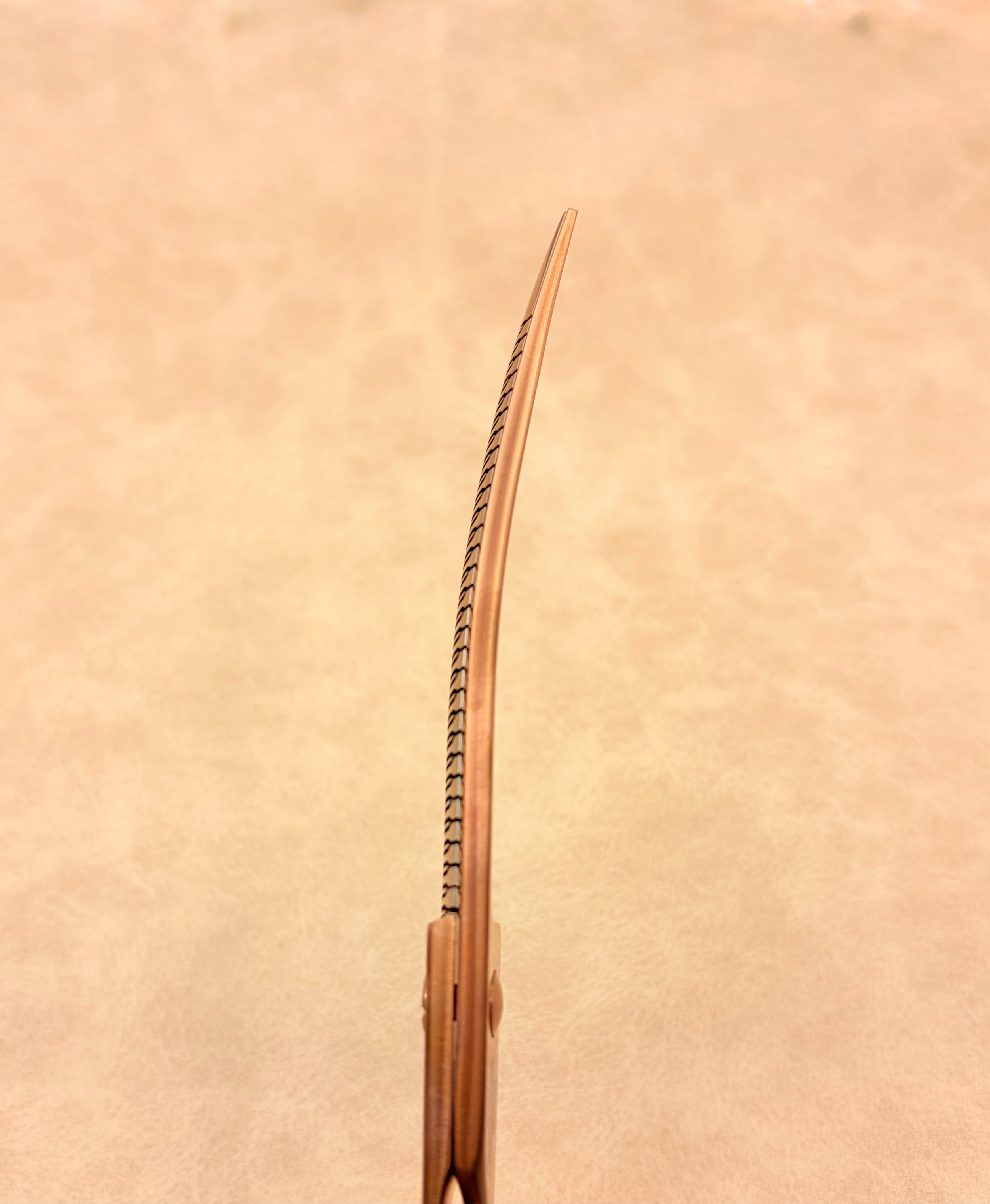 ‘KBW’ | SATURN™ Hybrid – 7” Curved