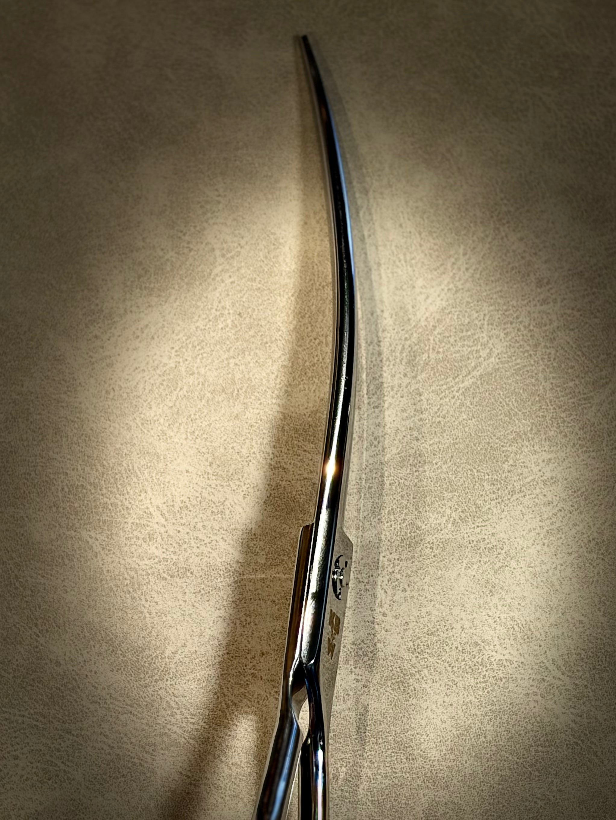 ‘KBW' The Essential™ Curve |7.5"|Nano Serrated (Right Handed)