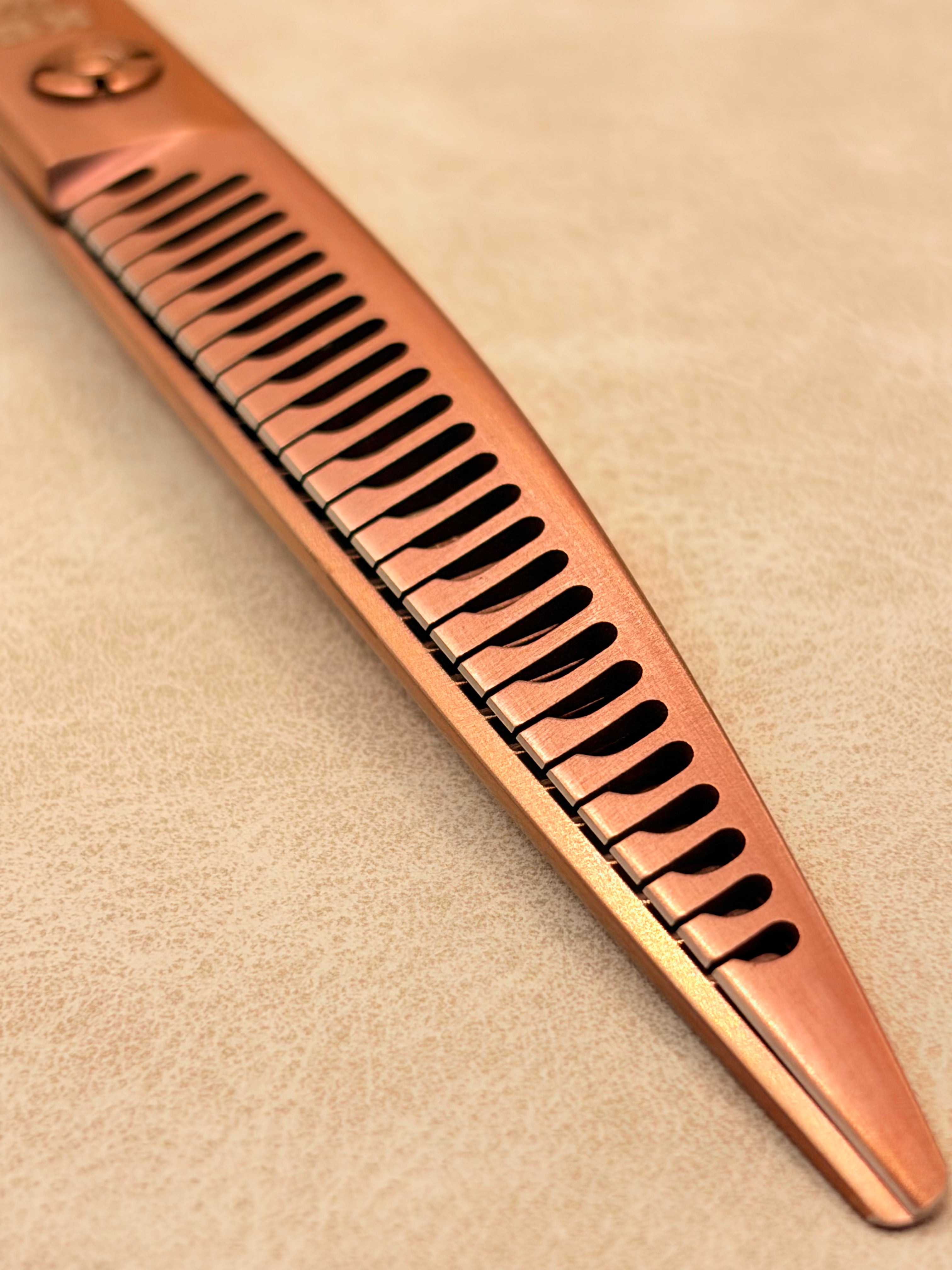 ‘KBW’ | MARS™ Fine Chunker – 7” Curved