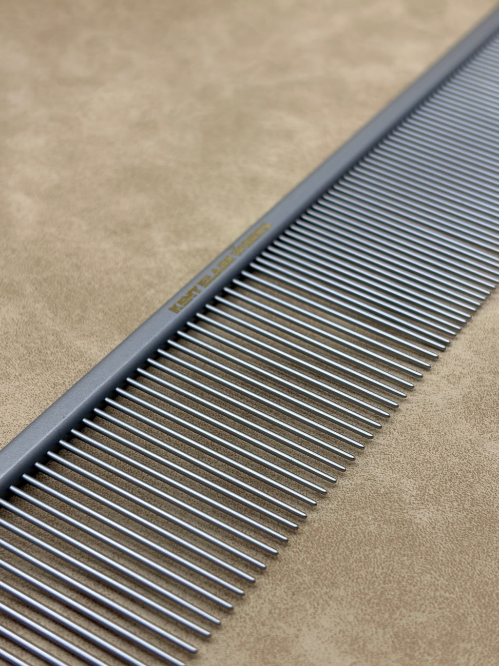 'KBW' All Rounder Comb