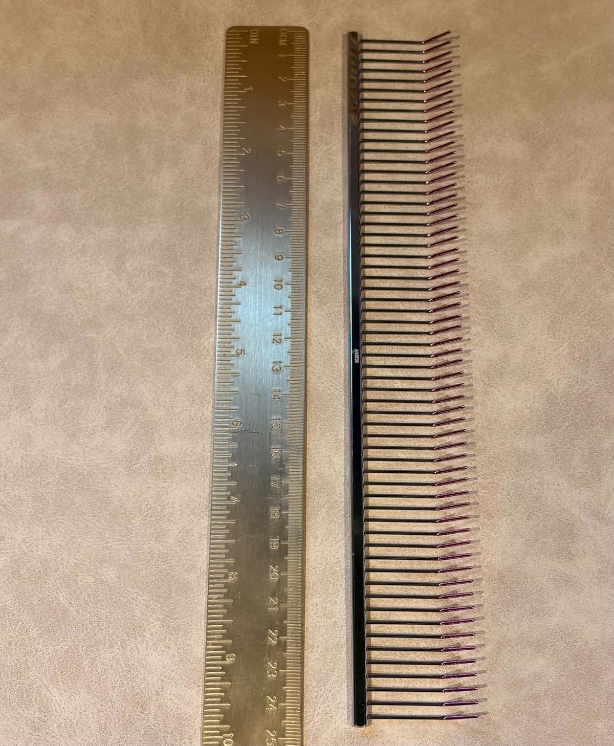 KBW | Angled Pin Finishing Comb